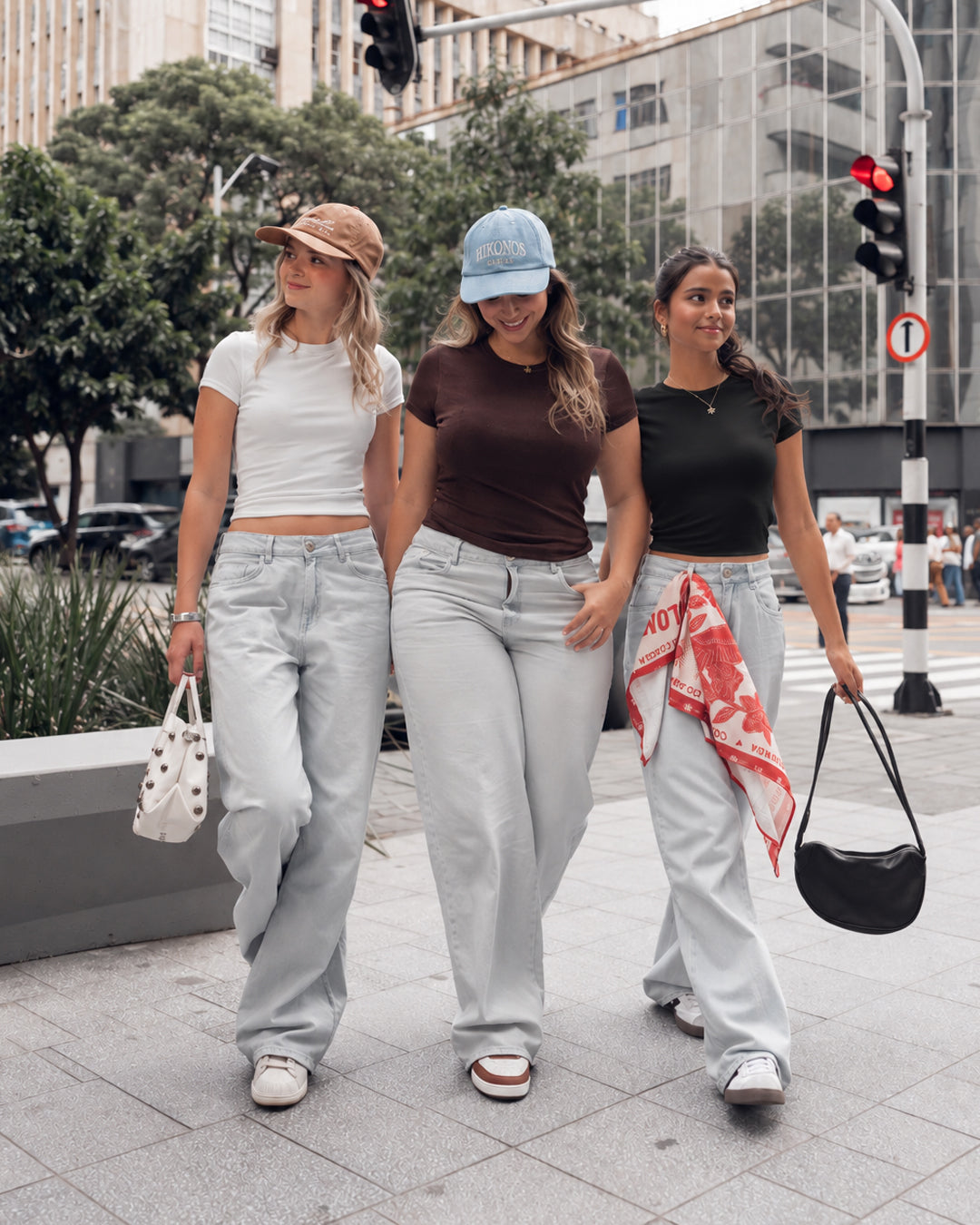 PACK X3 BABY TEE MANGA CORTA DUBI