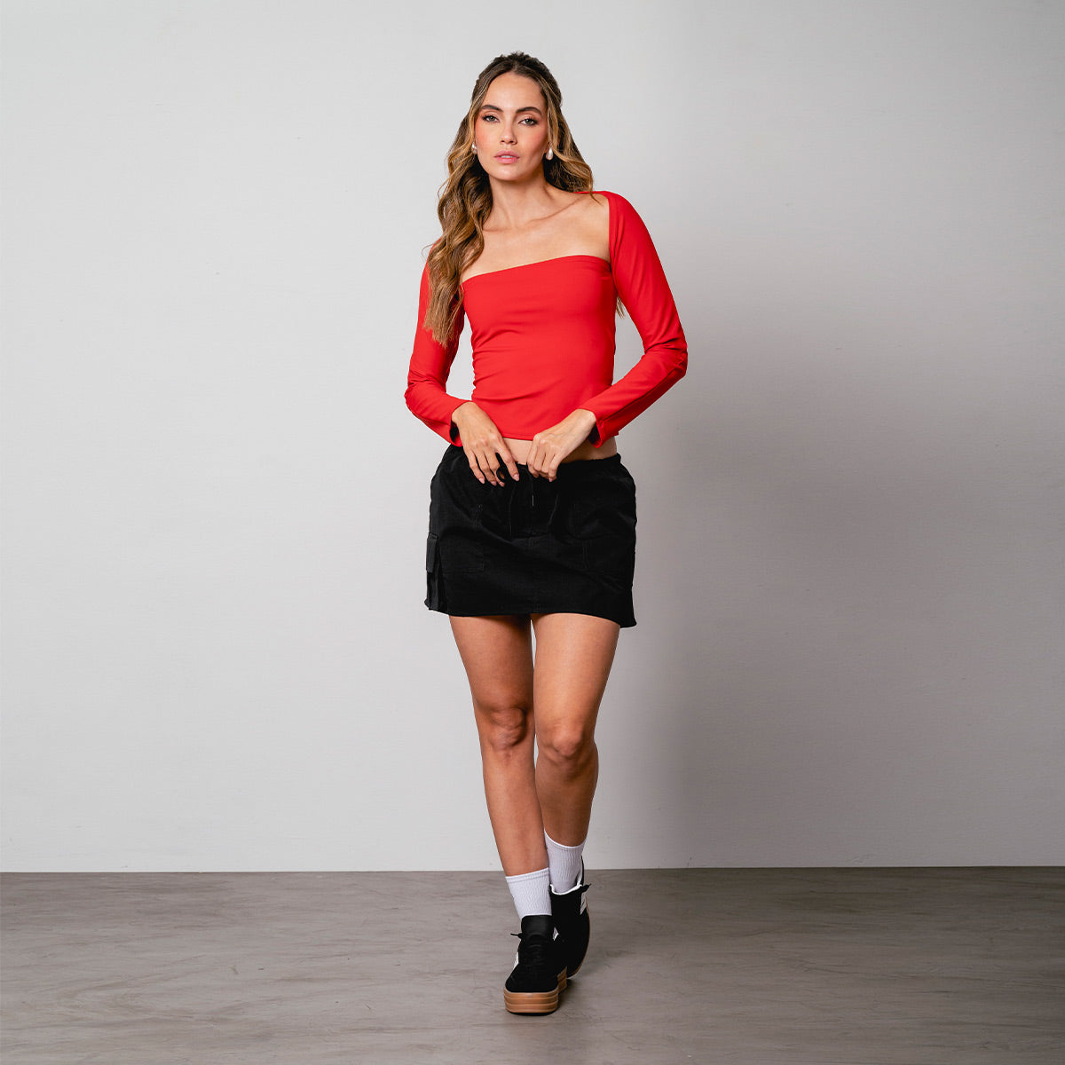 FALDA LINEA A CORTA TALLE MEDIO VISIT