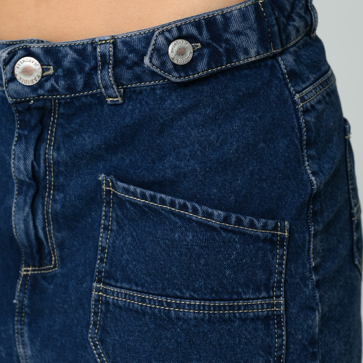 FALDA CORTA TALLE MEDIO TROLA