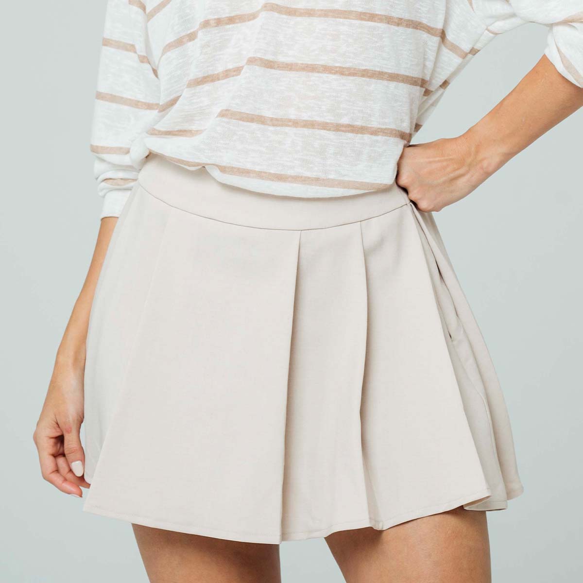 FALDA CORTA TALLE MEDIO VALLARTA