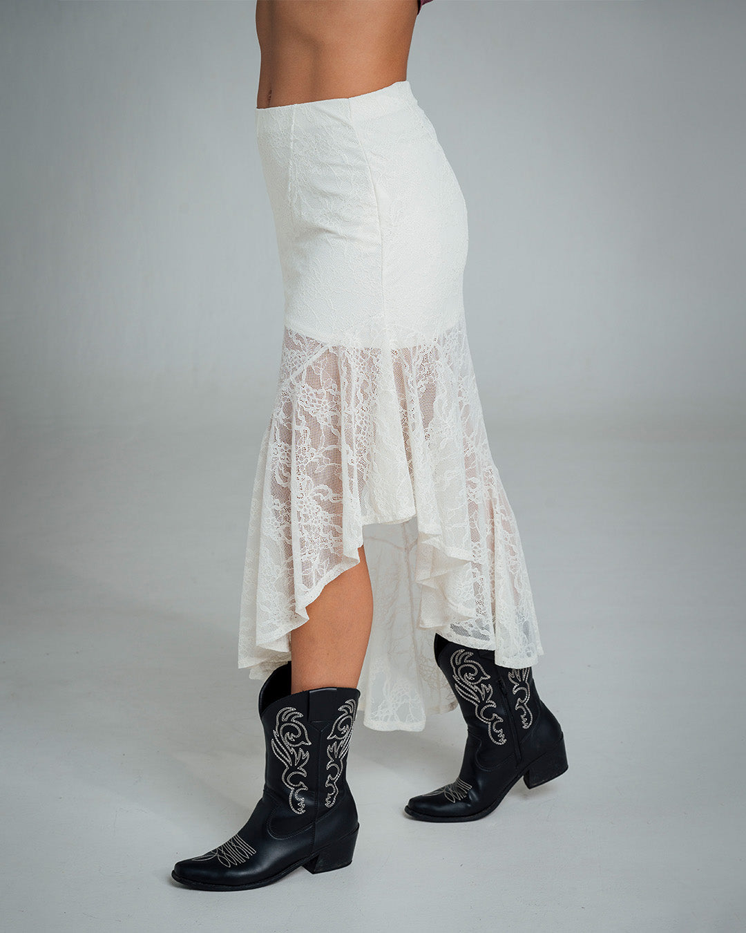 FALDA AJUSTADA TALLE MEDIO RELSB