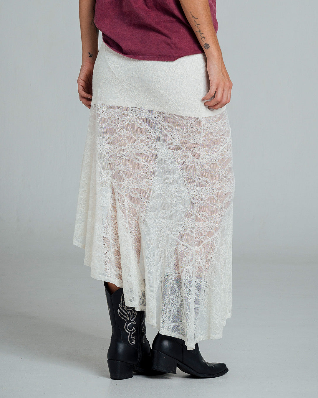 FALDA AJUSTADA TALLE MEDIO RELSB