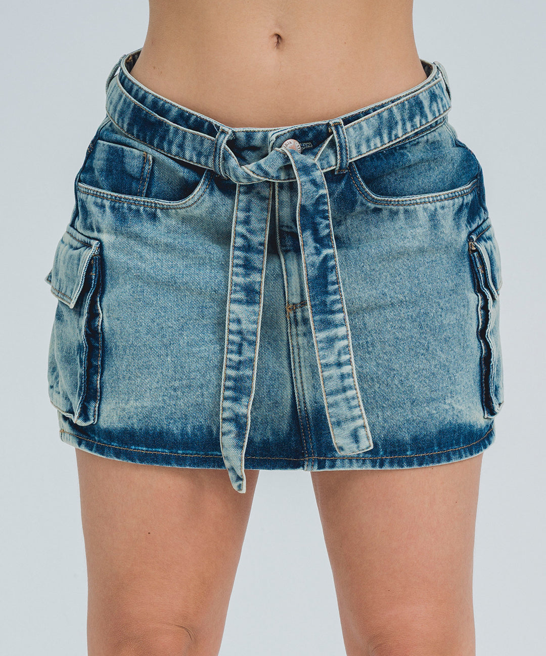 FAF017387_01_ab030883-3cc0-47c3-ab0b-b4b920148eb3.jpg