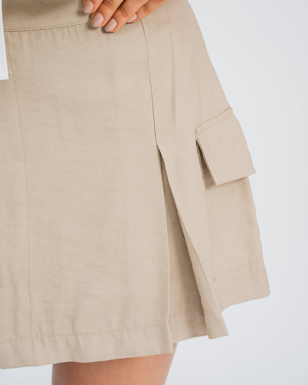 FALDA CORTA TALLE MEDIO BARDI