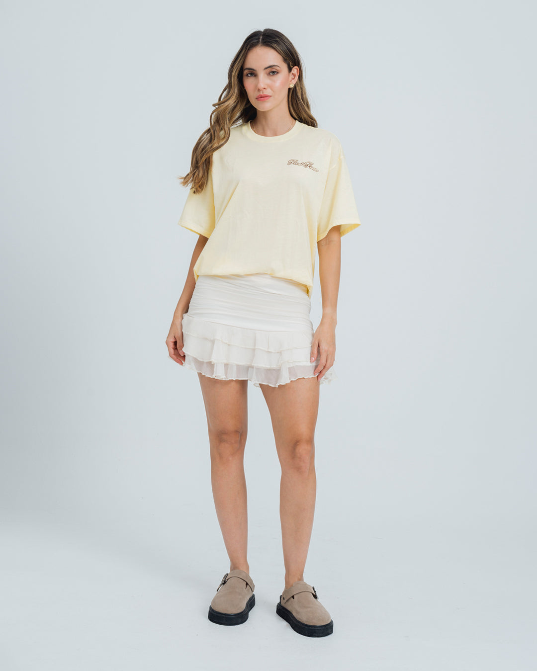 FALDA CORTA TALLE MEDIO LESLY