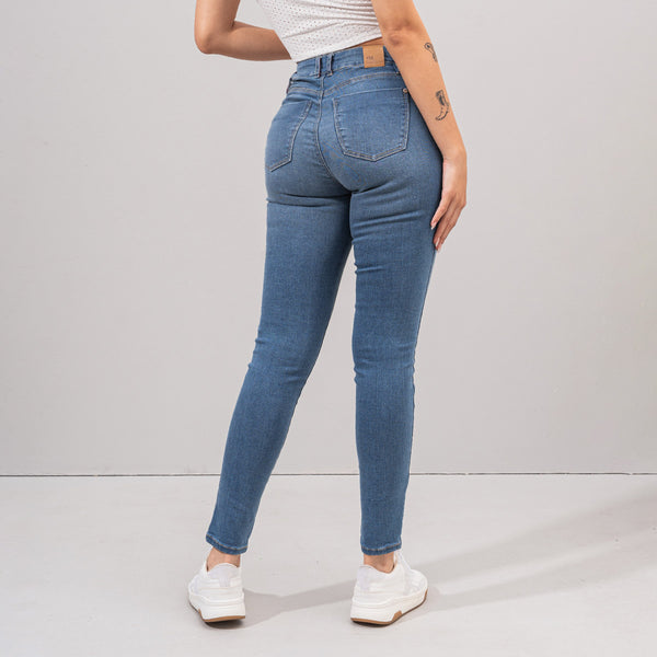 JEAN SKINNY TALLE MEDIO MAJOR