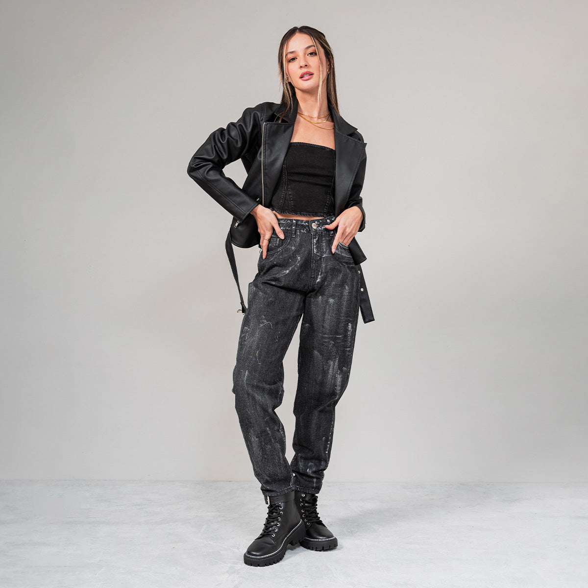 JEAN MOMFIT TALLE ALTO FOIL