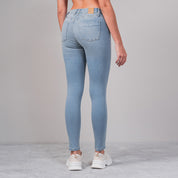 JEAN SKINNY TALLE MEDIO PARAISO