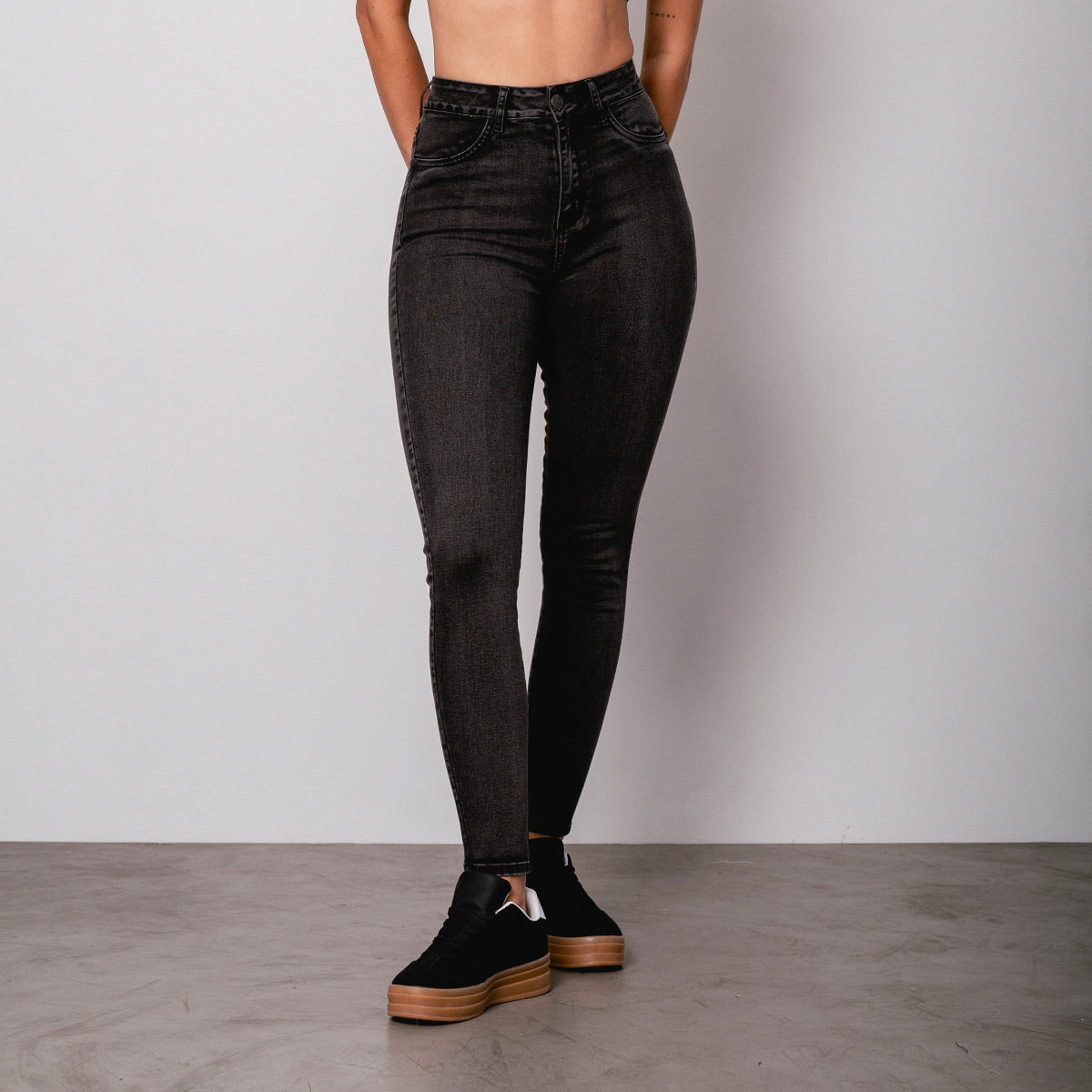 JEAN SKINNY TALLE ALTO NIKY