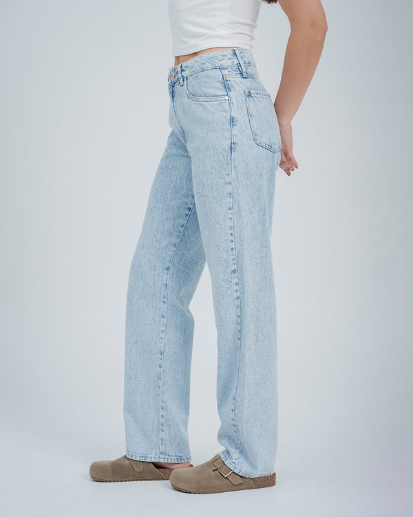 JEAN MOMFIT BOTA AJUS TALLE ALTO MERA