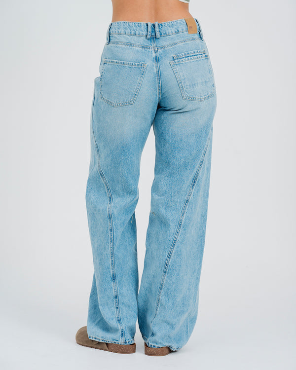 JEAN DADFIT TALLE MEDIO RETRI