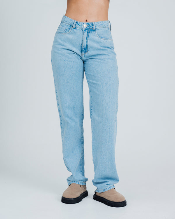 JEAN MOMFIT BOTA AJUS TALLE ALTO LUCIO