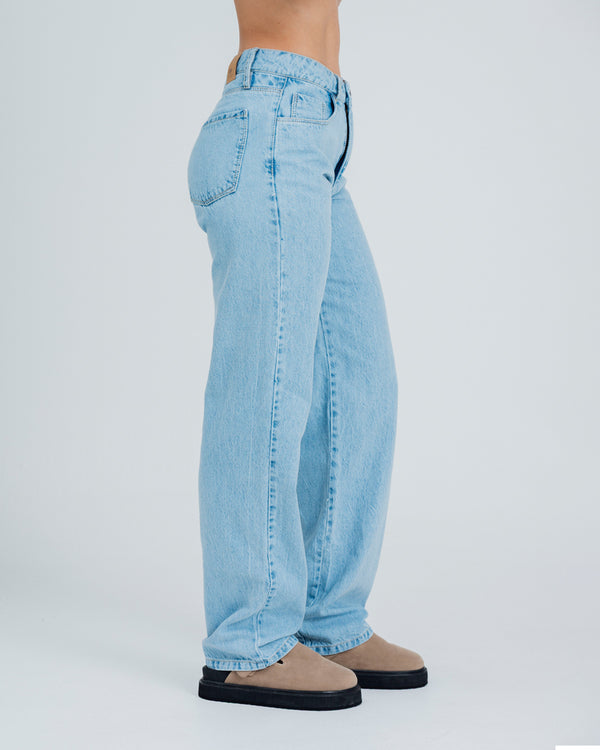 JEAN MOMFIT BOTA AJUS TALLE ALTO LUCIO