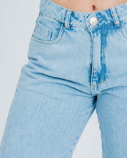 JEAN MOMFIT BOTA AJUS TALLE ALTO LUCIO