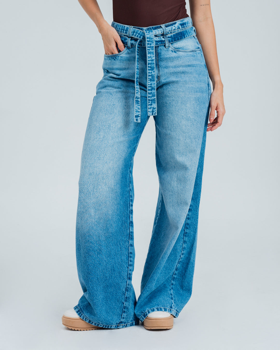 JEAN WIDE LEG TALLE ALTO BOTTINE