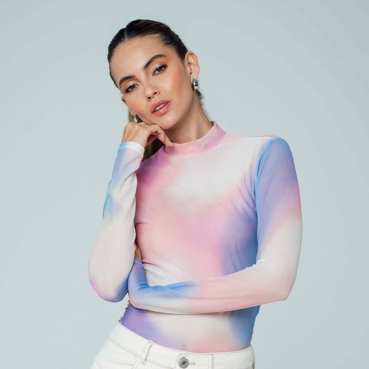 BLUSA AJUSTADA LARGO MEDIO MANGA LARGA N