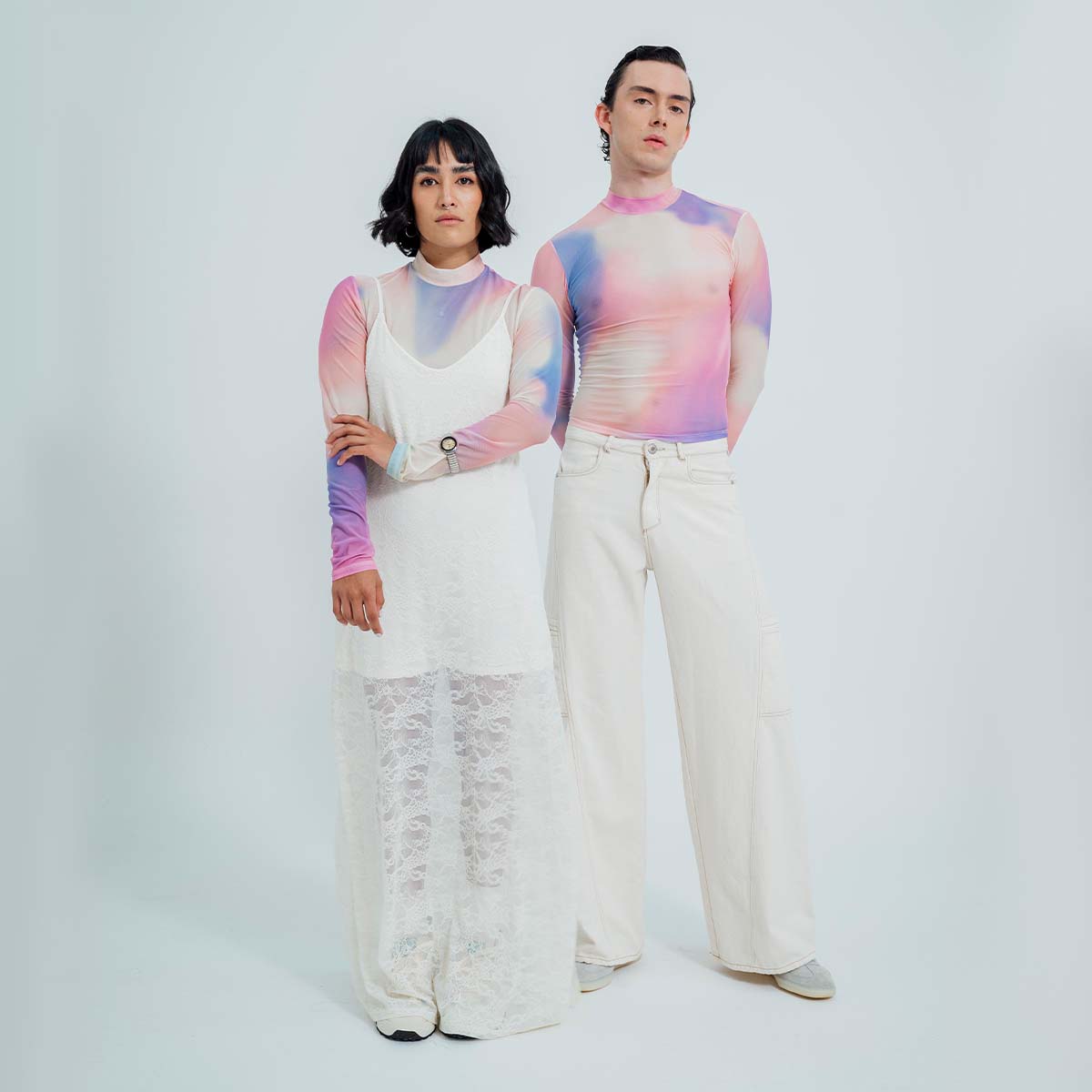 BLUSA AJUSTADA LARGO MEDIO MANGA LARGA N