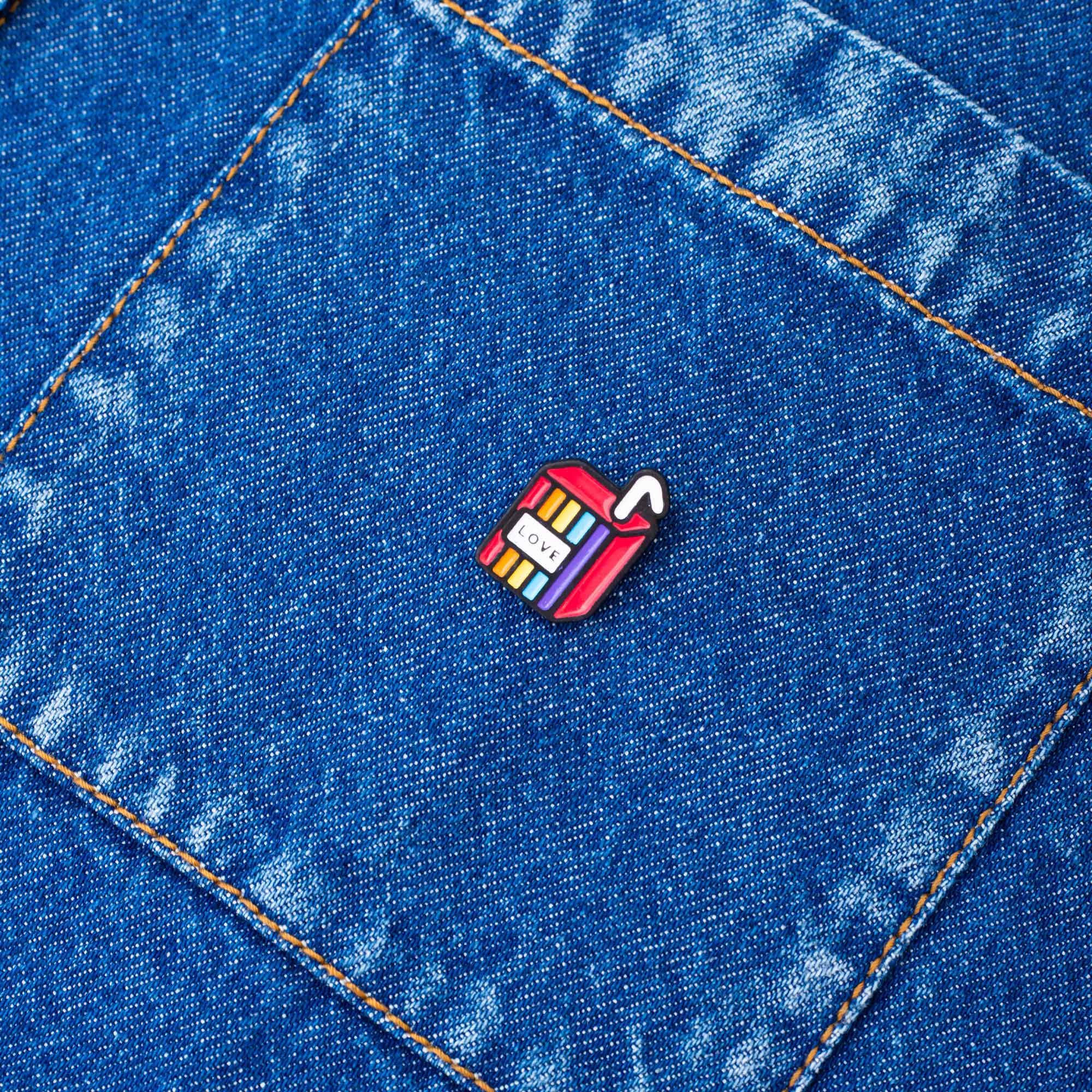 PIN LAS ETIQUETAS SON PARA LA ROPA