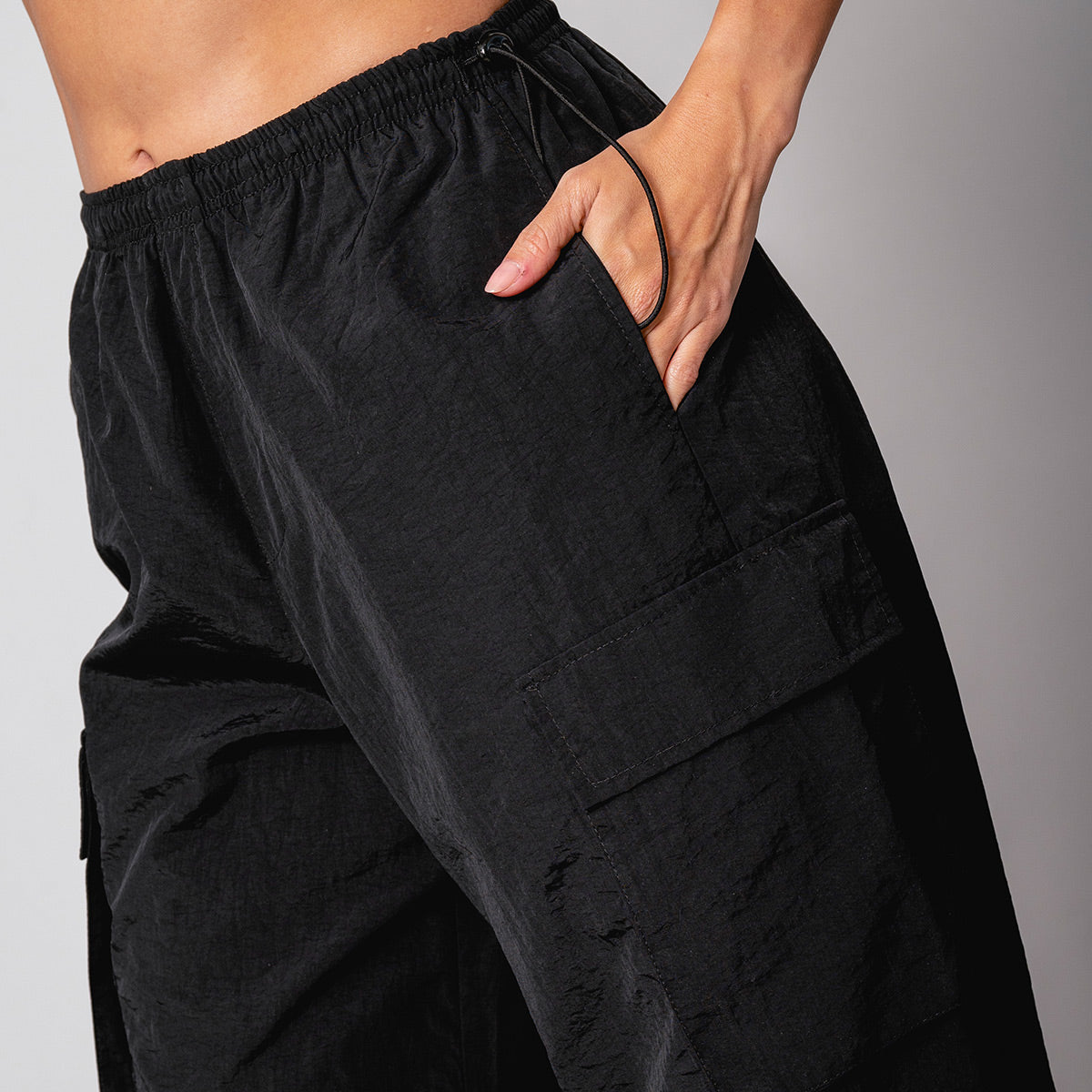 PANTALON PARACHUTE TALLE MEDIO WORLDY