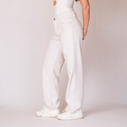 PANTALON MOMFIT BOTA RECTA TALLE ALTO FO