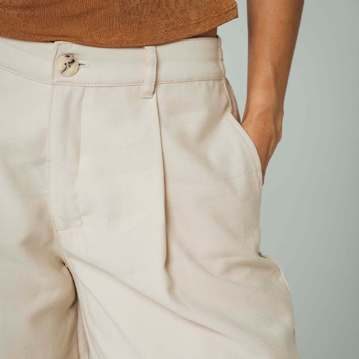 PANTALON BOTA AMPLIA TALLE ALTO PUGLIA