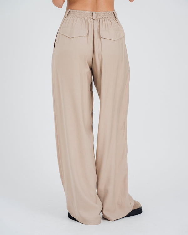 PANTALON BOTA AMPLIA TALLE ALTO DANTE