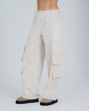 PANTALON PARACHUTE TALLE MEDIO CAMIL