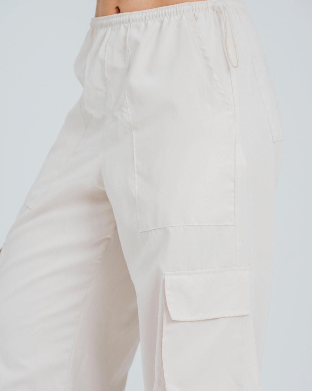 PANTALON PARACHUTE TALLE MEDIO CAMIL