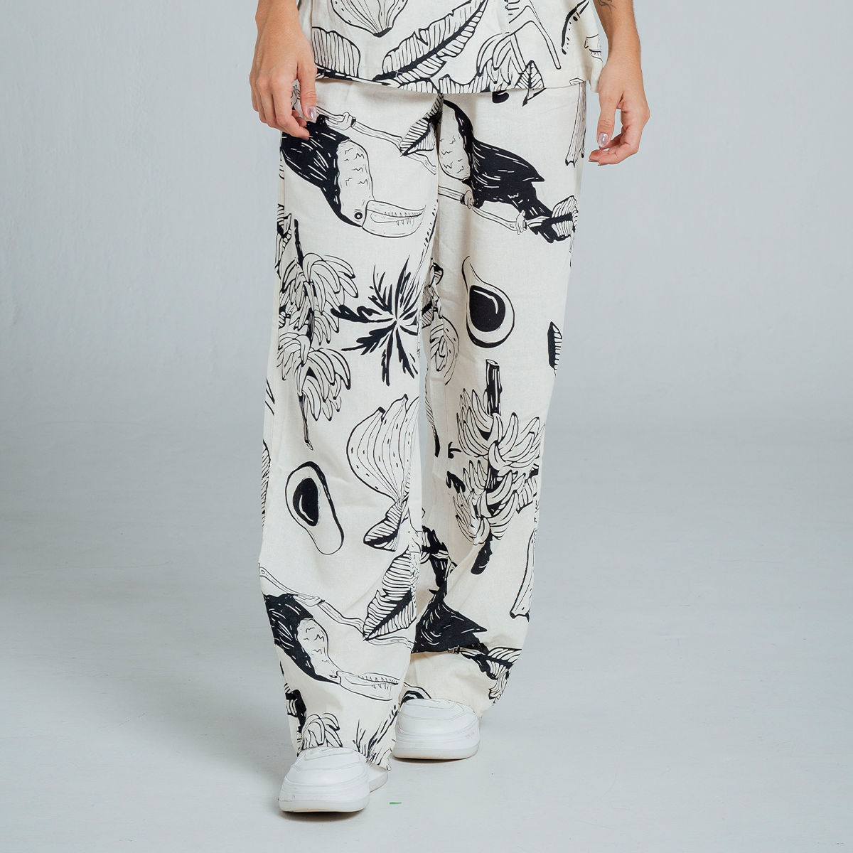 PANTALON BOTA AMPLIA TALLE ALTO MILO