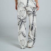 PANTALON BOTA AMPLIA TALLE ALTO MILO