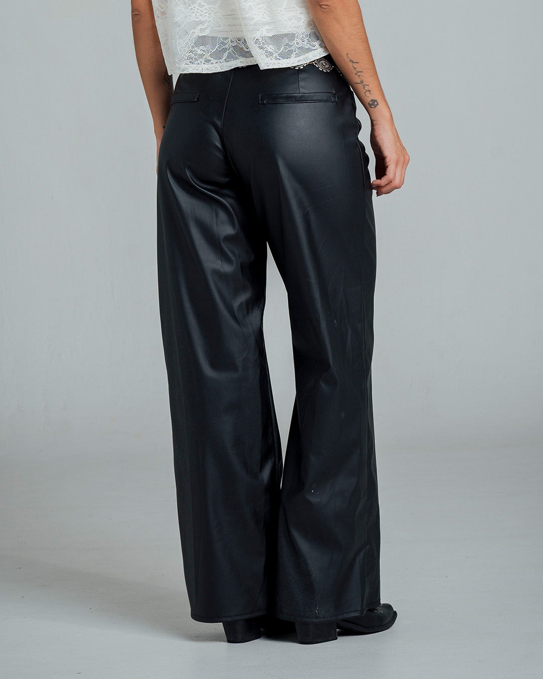 PANTALON BOTA AMPLIA TALLE ALTO CERO