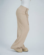 PANTALON BOTA AMPLIA TALLE MEDIO DELIRIO