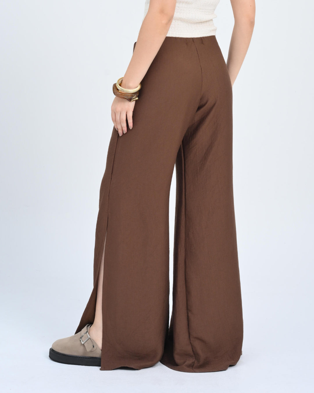 PANTALON BOTA AMPLIA TALLE MEDIO NARO