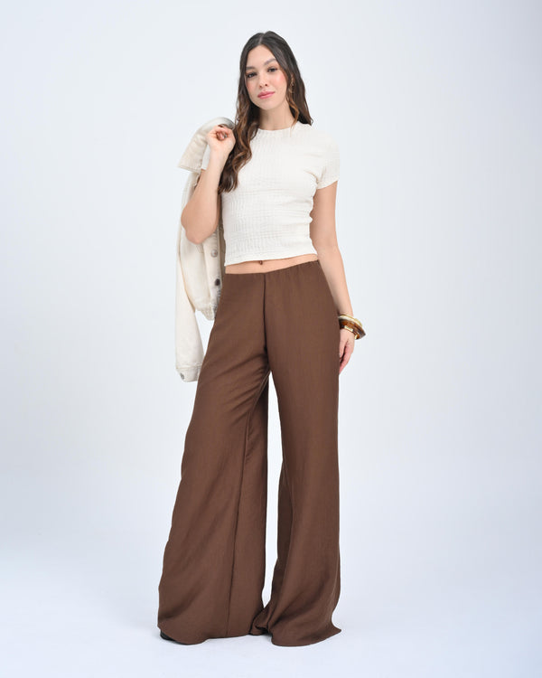 PANTALON BOTA AMPLIA TALLE MEDIO NARO