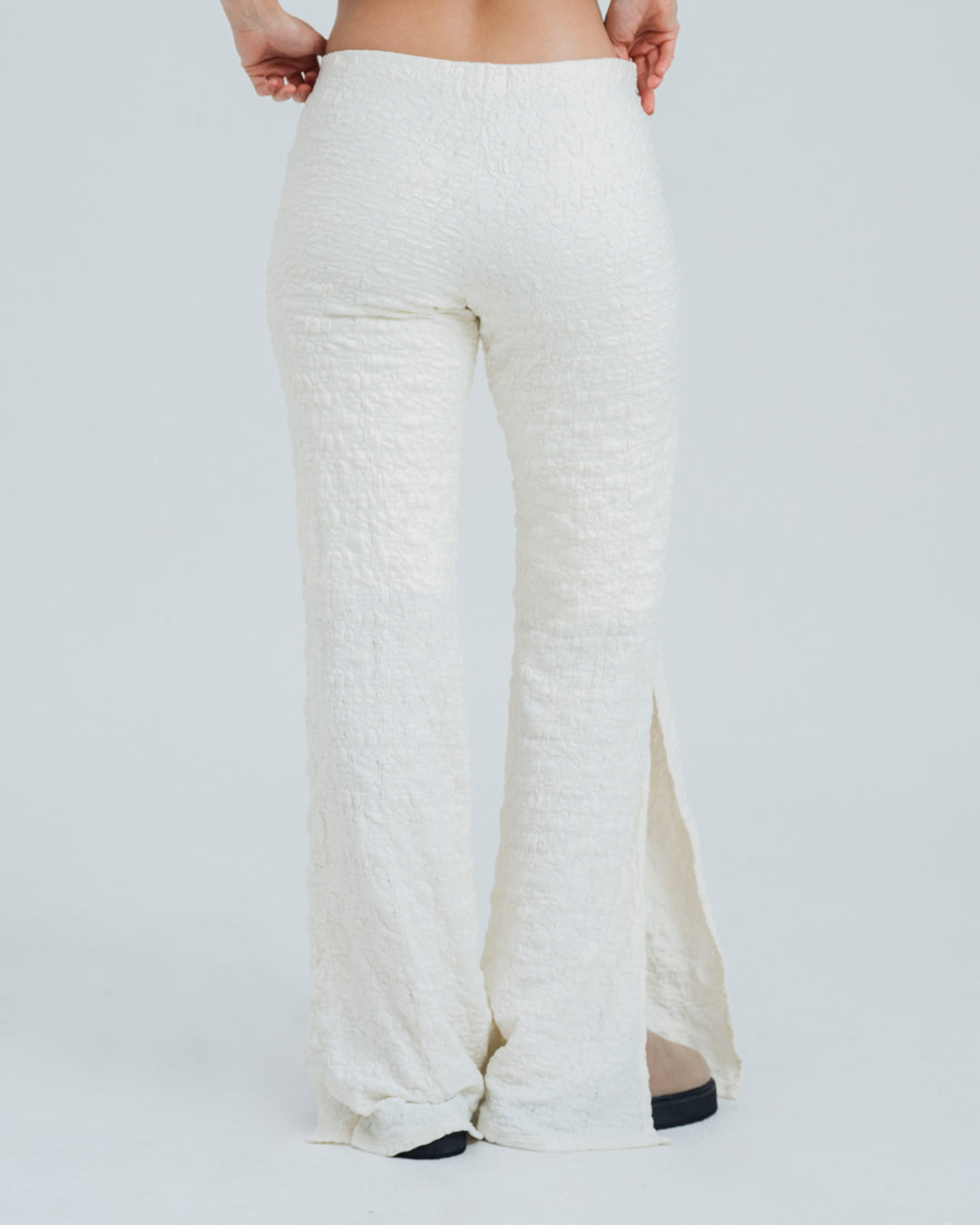 PANTALON BOTA AMPLIA TALLE MEDIO BORI