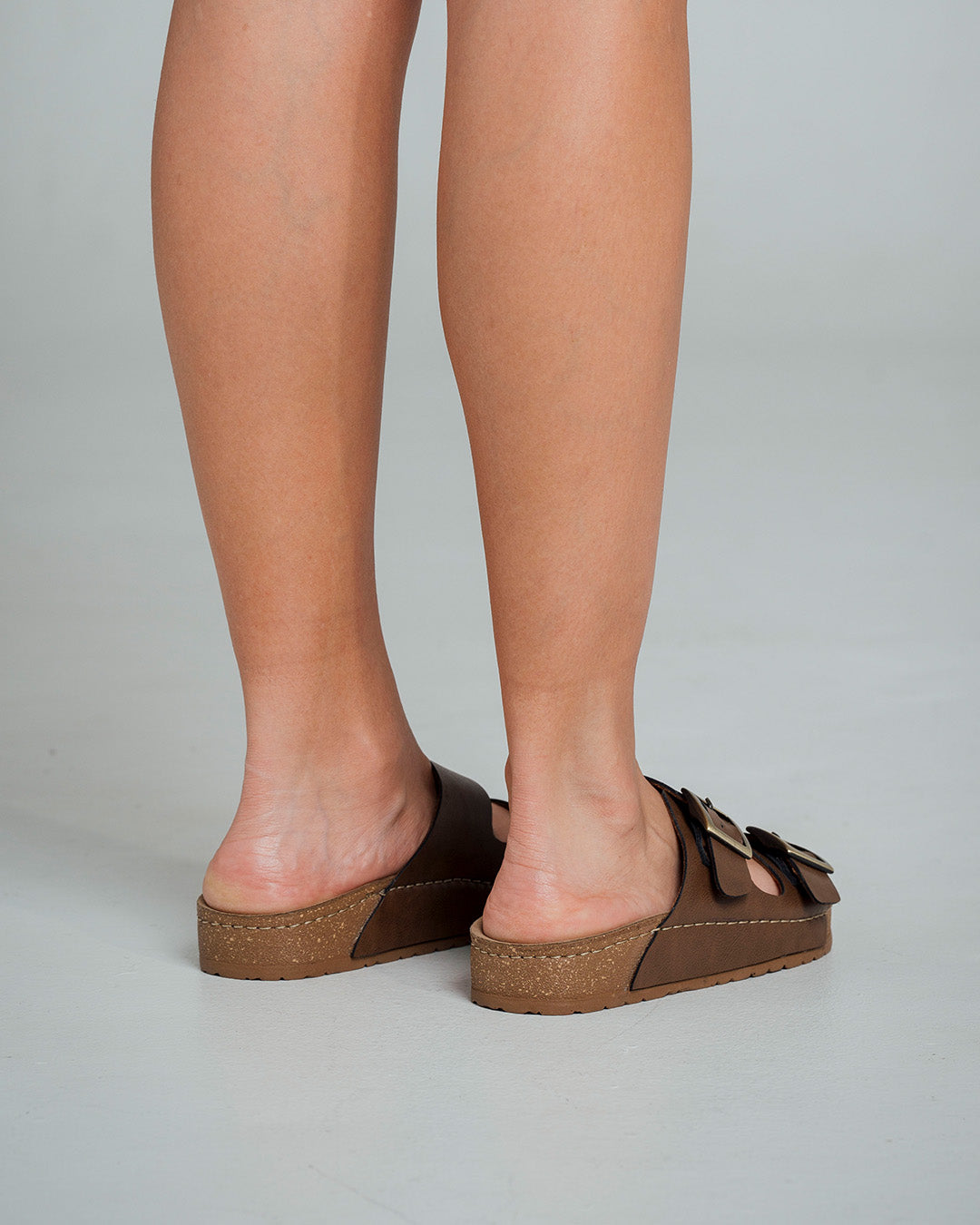 SANDALIAS PLANAS MINTA