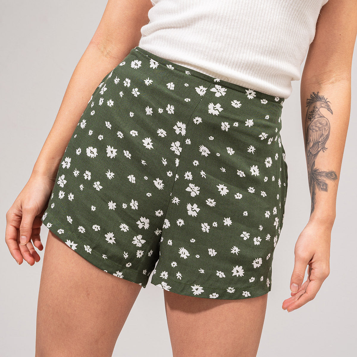 SHORT CLASICO TALLE ALTO MENON KARIBIK