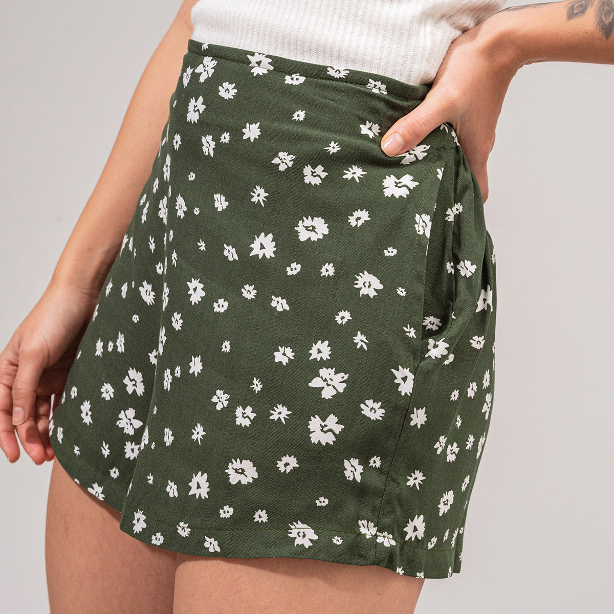 SHORT CLASICO TALLE ALTO MENON KARIBIK