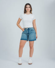 BERMUDA TALLE MEDIO CORTI