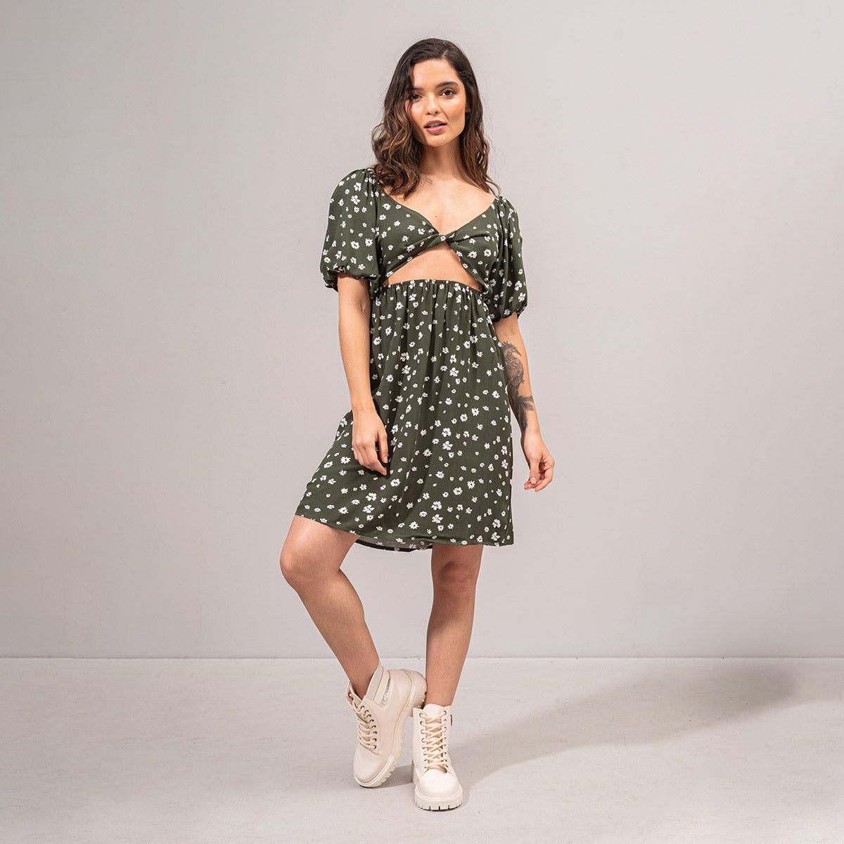 VESTIDO AMPLIO CORTO MANGA CORTA ALREA