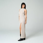 VESTIDO AJUSTADO LARGO MANGA SISA ARENAS