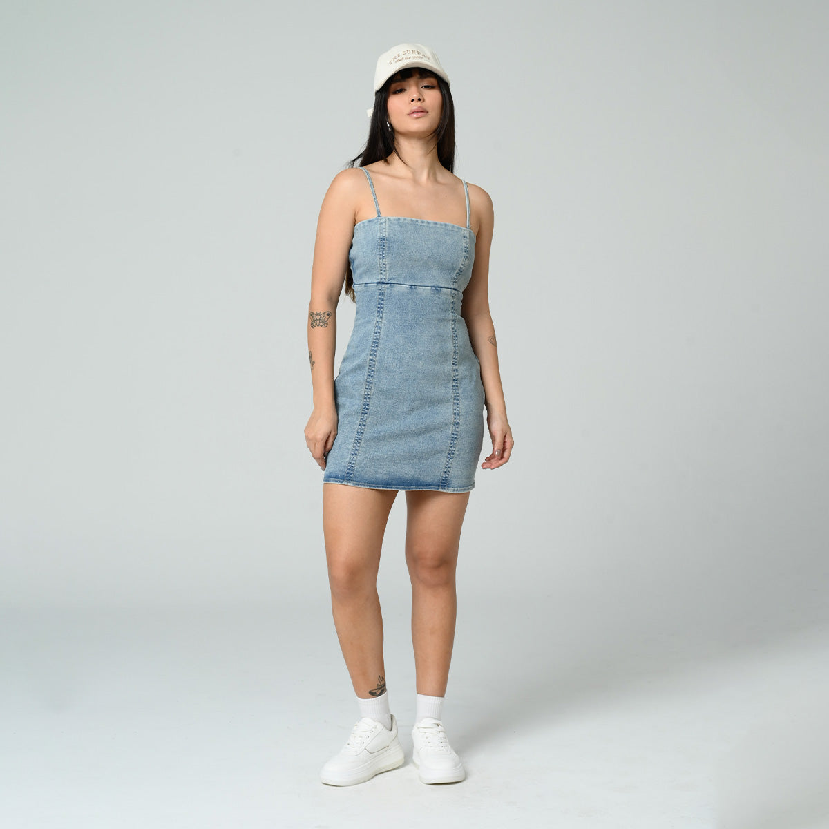 VESTIDO AJUSTADO CORTO TIRAS TIDO