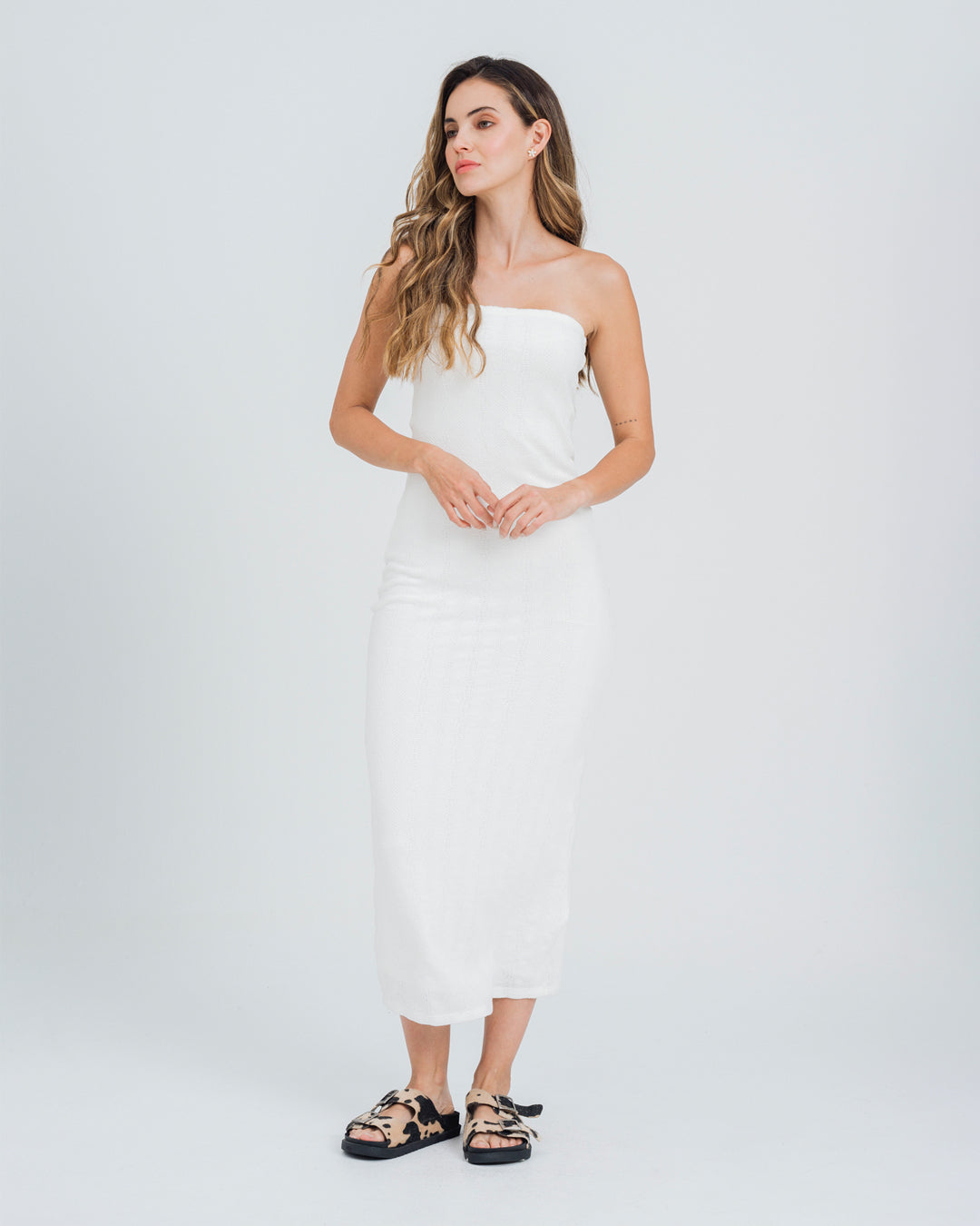 VESTIDO AJUSTADO LARGO STRAPLESS NELLI