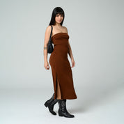 VESTIDO AJUSTADO LARGO STRAPLESS SAND