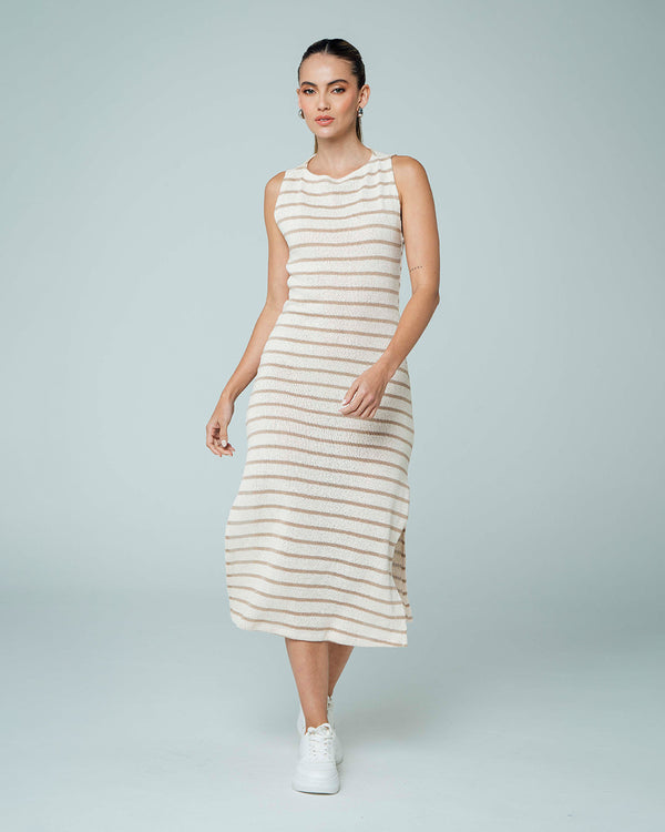VESTIDO MIDI SEMI AJUSTADO MANGA SISA SO