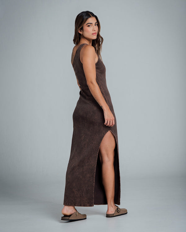 VESTIDO SEMI AJUSTADO LARGO SHOULDERLESS