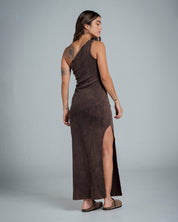 VESTIDO SEMI AJUSTADO LARGO SHOULDERLESS