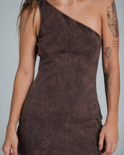 VESTIDO SEMI AJUSTADO LARGO SHOULDERLESS