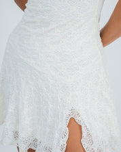 VESTIDO CORTO  SEMI AJUSTADO STRAPLESS V