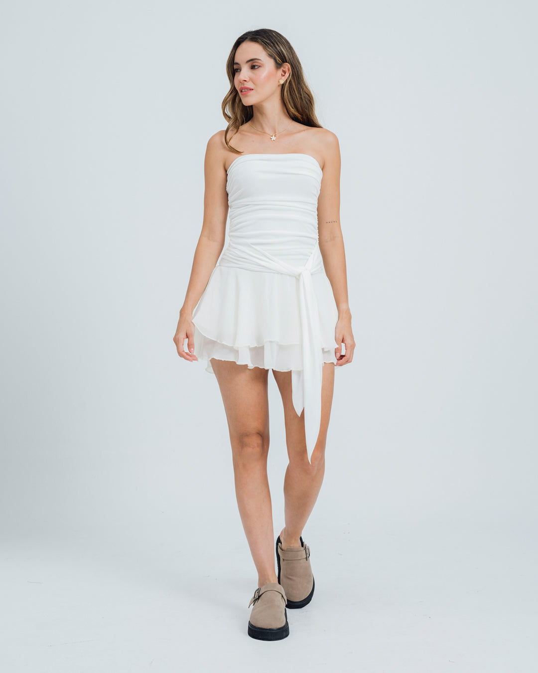 VESTIDO CORTO STRAPLESS IREA